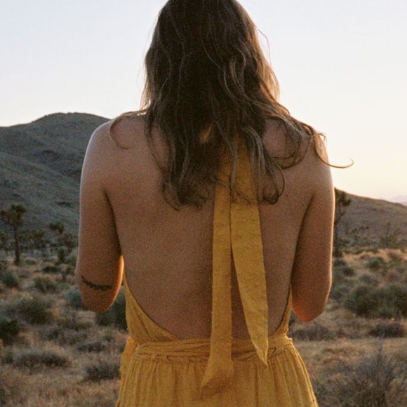 Dress Forum Tiered Halter Midi Dress - Picture 2 of 5